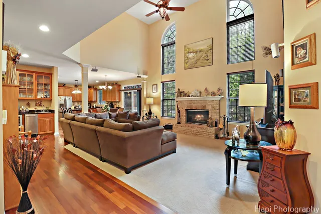 $624,999 | 1606 Tecumseh Drive, McHenry, IL 60050