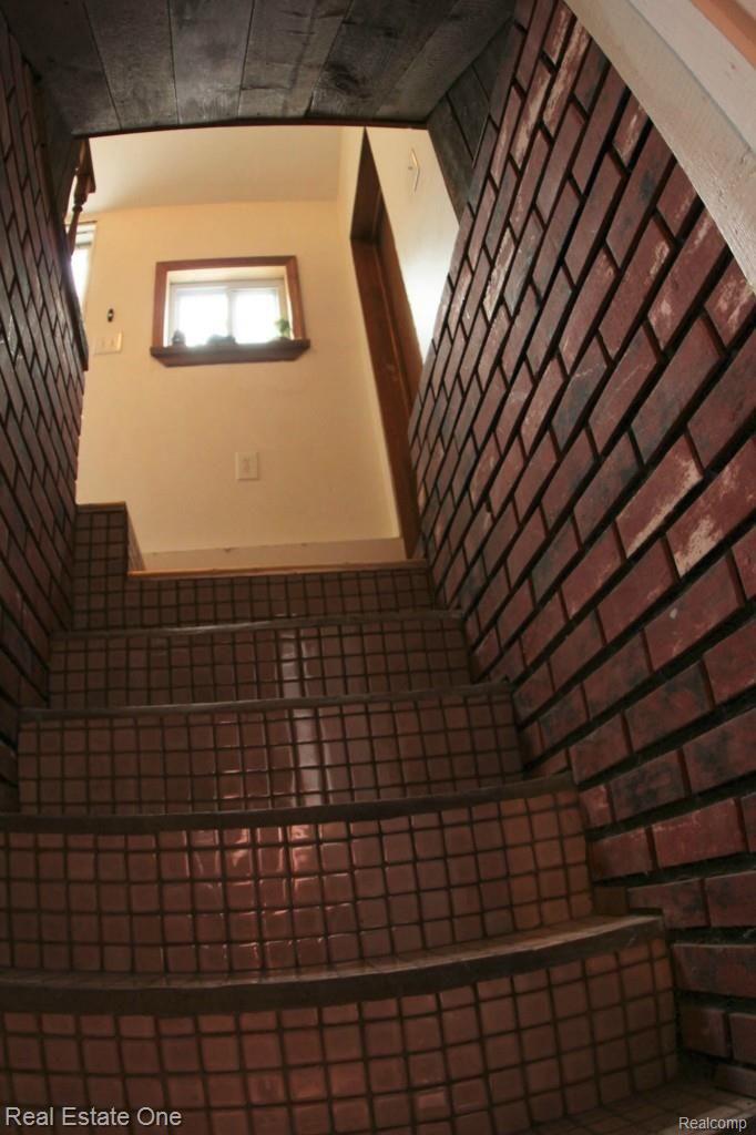 893 Willard Avenue Rochester, MI 48307 - Photo 19 of 44 LizInDetroit_893Willard-19.jpg