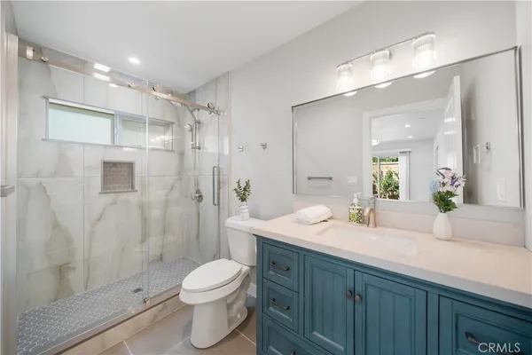 $2,980 | 177 Hargrove, Irvine, CA 92620