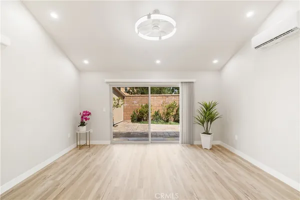 $2,980 | 177 Hargrove, Irvine, CA 92620
