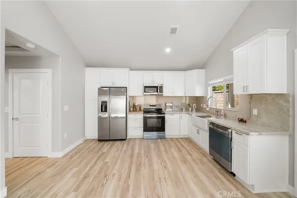 $2,980 | 177 Hargrove, Irvine, CA 92620