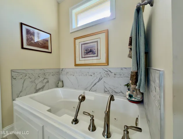 $335,000 | 245 Falls Crossing, Madison, MS 39110