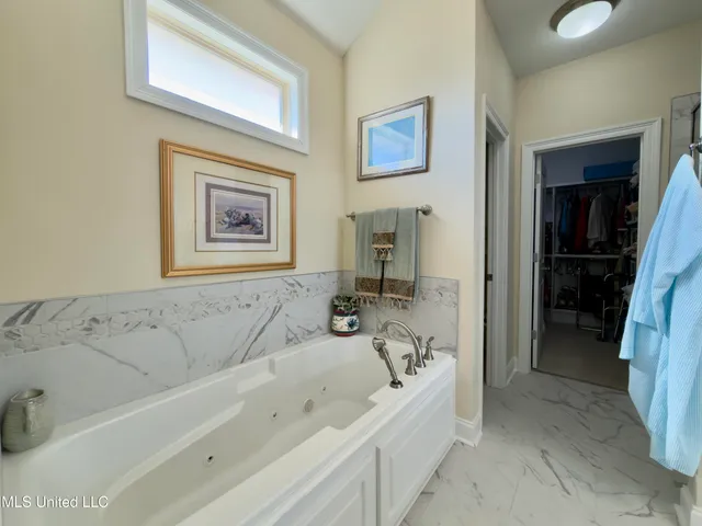 $335,000 | 245 Falls Crossing, Madison, MS 39110