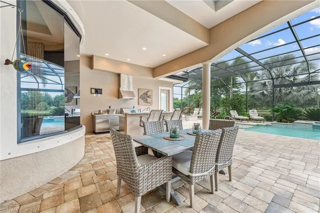 $2,350,000 | 11974 Maidstone Court, Naples, FL 34120