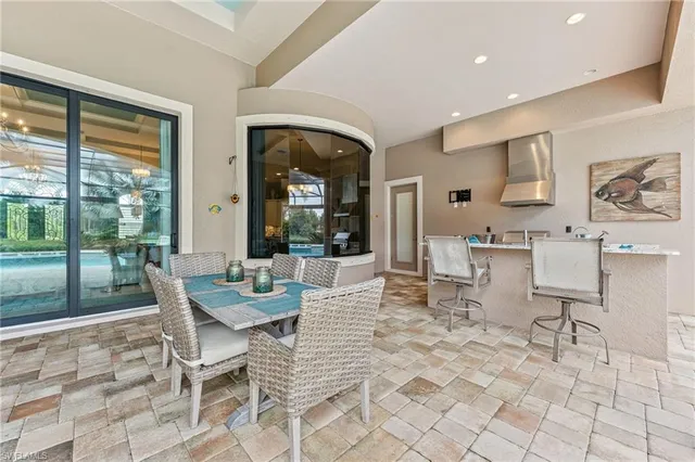 $2,350,000 | 11974 Maidstone Court, Naples, FL 34120