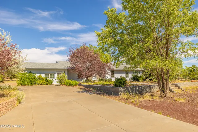 $899,000 | 8155 Stardust Trail, Flagstaff, AZ 86004