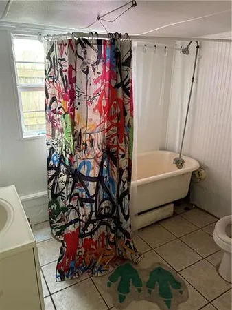 $900 | 2329.5 Upperline Street, New Orleans, LA 70115