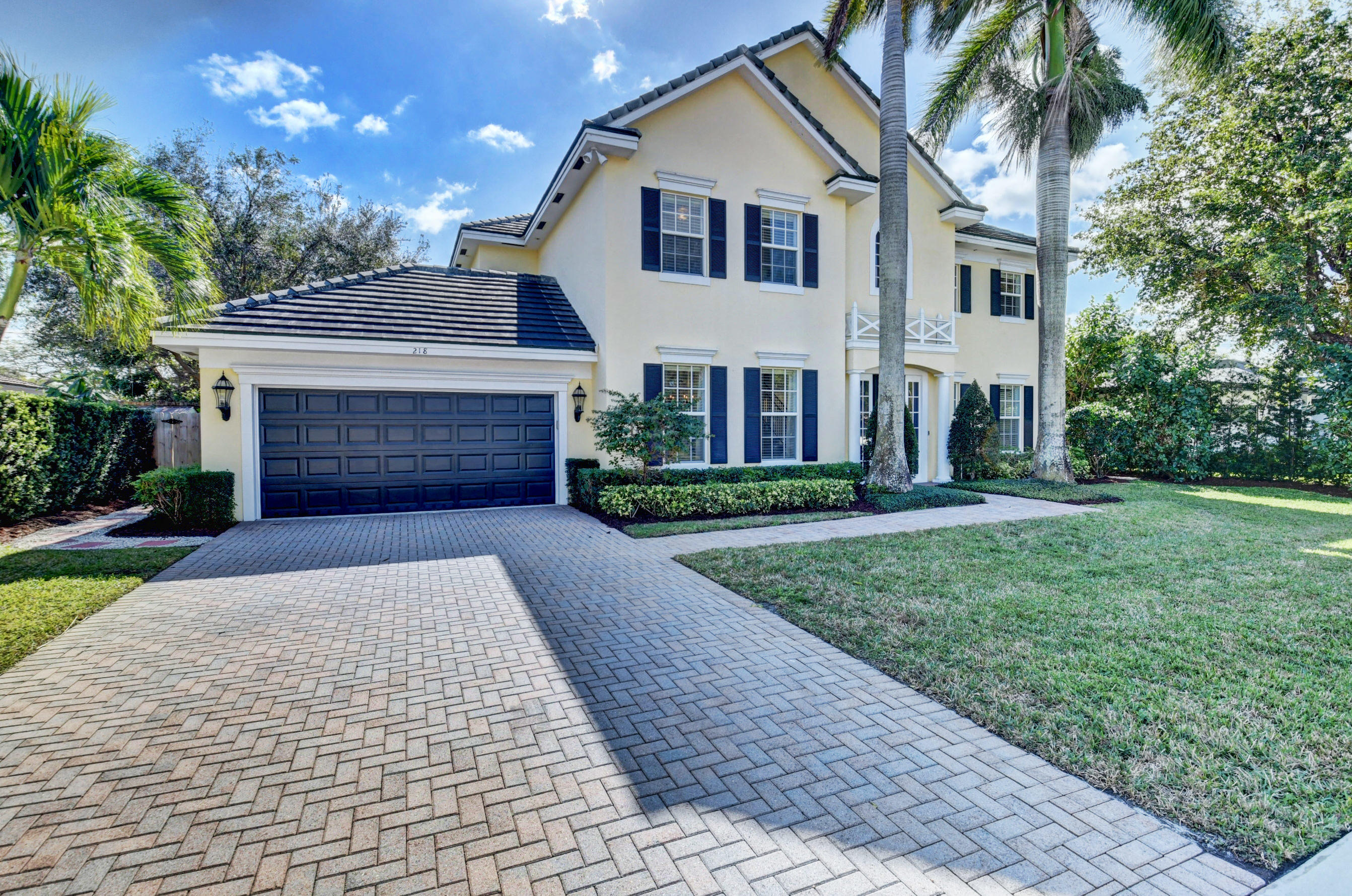 218 Enfield Road Delray Beach, FL 33444 - Photo 3 of 57 DSC_3660_1_2_3_4