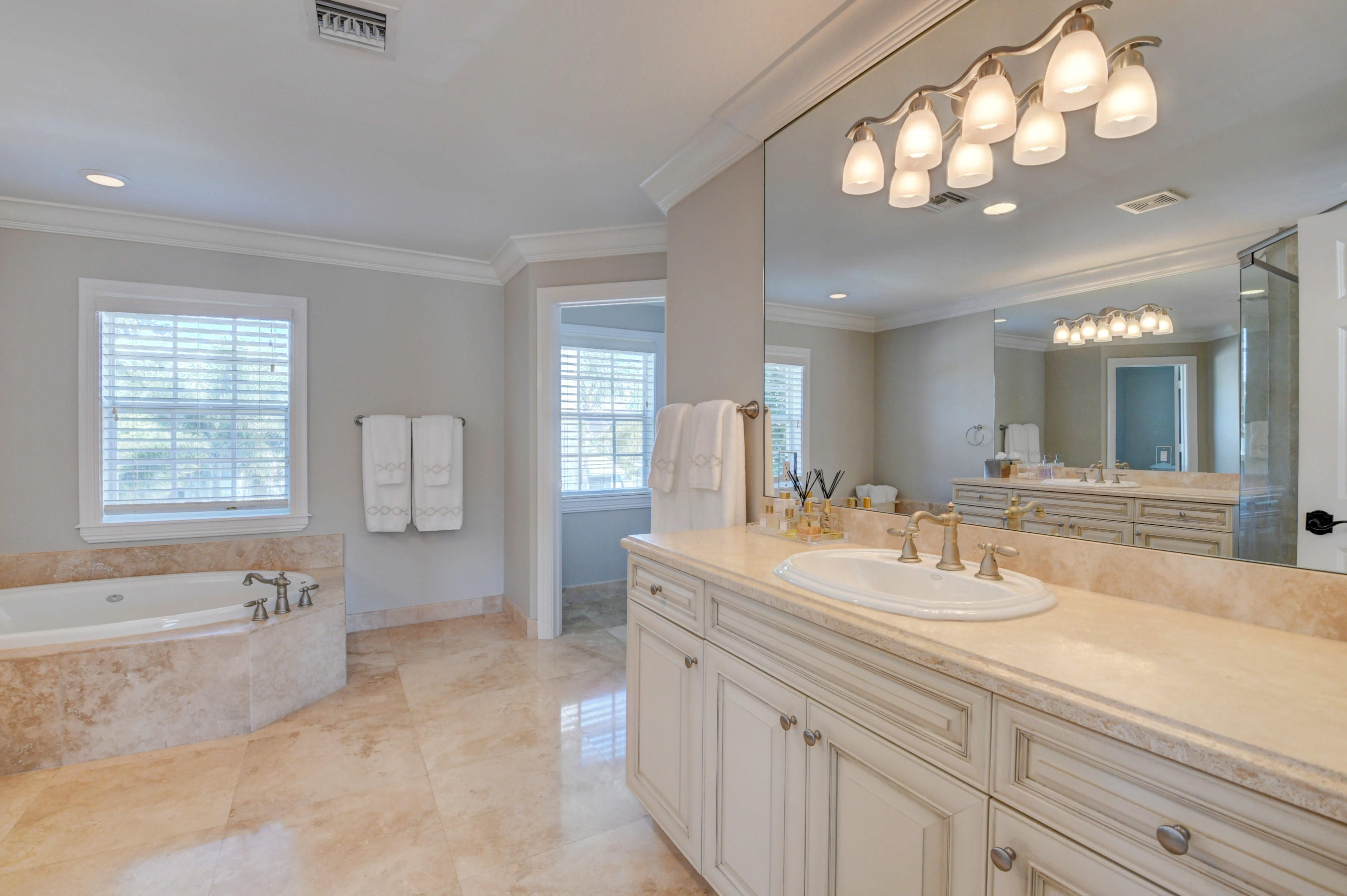 218 Enfield Road Delray Beach, FL 33444 - Photo 33 of 57 DSC_3880_1_2_3_4