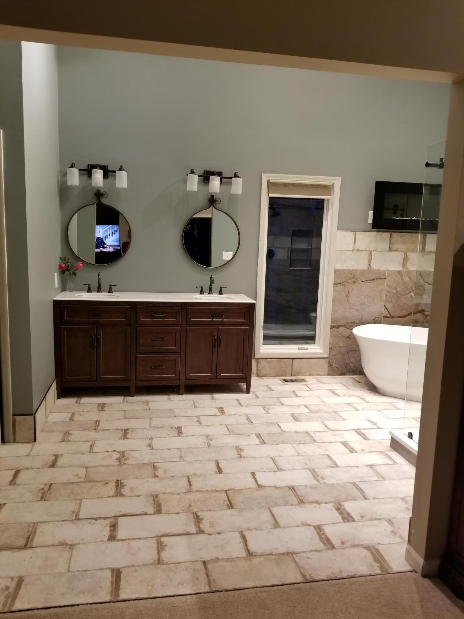 6529 Tell Mynatt Road Knoxville, TN 37938 - Photo 31 of 38 MASTER BATH 3