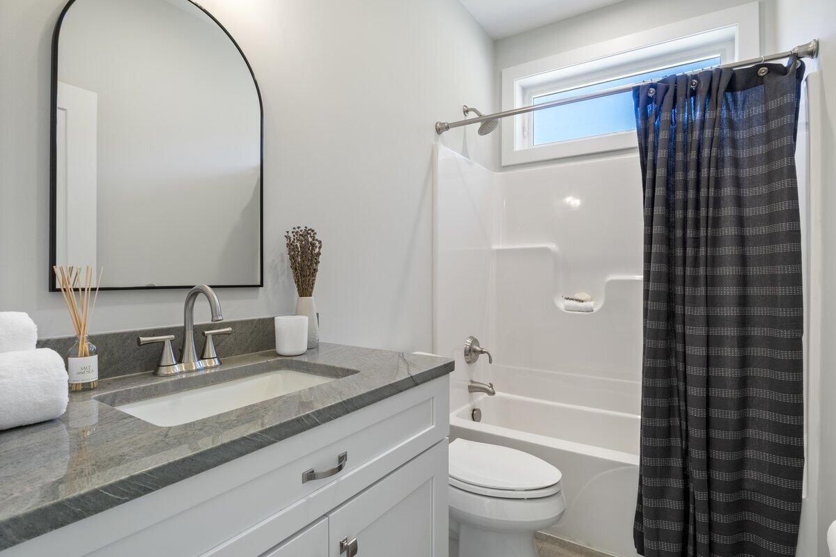 319 Diamond Hill Road Berwick, ME 03901 - Photo 11 of 16 319_Diamond_Hill_Rd_29