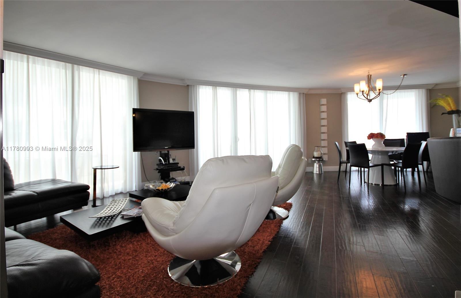 5151 Collins Avenue, Unit 924 Miami Beach, FL 33140 - Photo 30 of 52