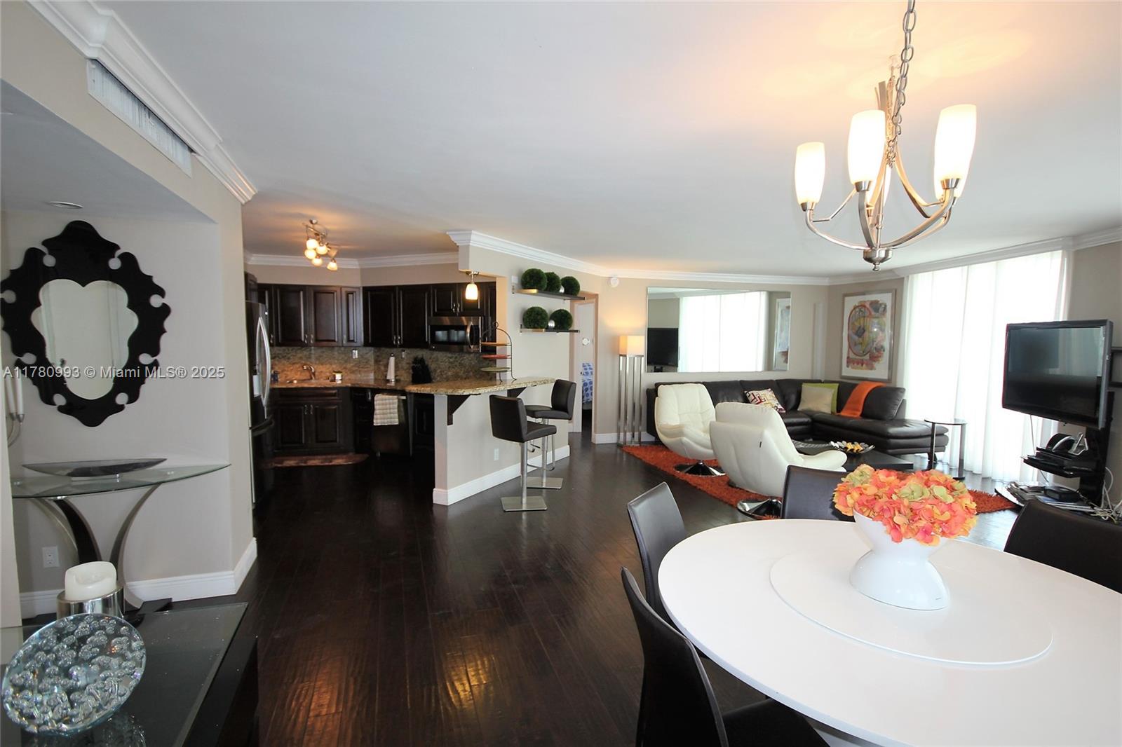 5151 Collins Avenue, Unit 924 Miami Beach, FL 33140 - Photo 31 of 52