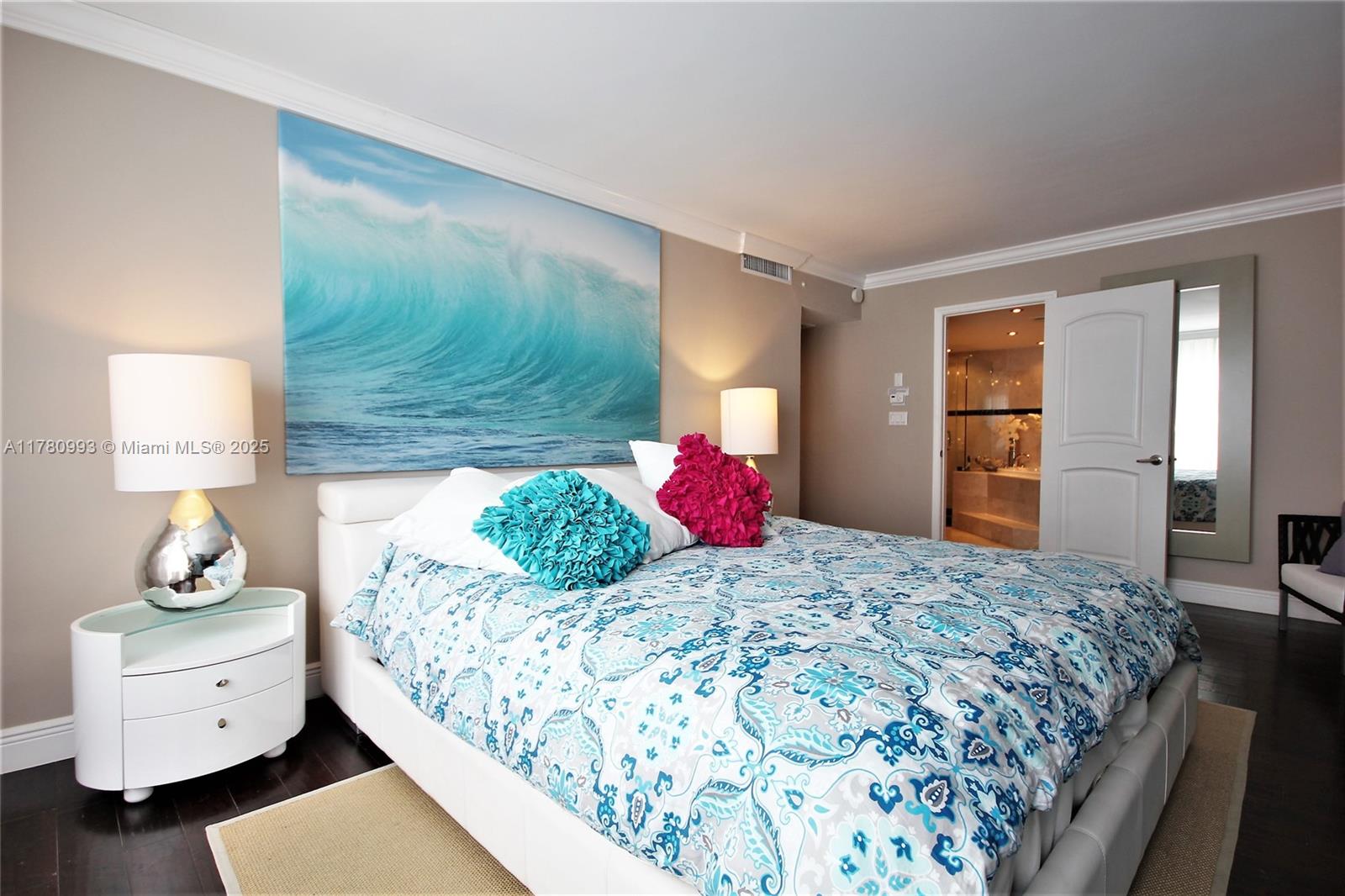 5151 Collins Avenue, Unit 924 Miami Beach, FL 33140 - Photo 10 of 52