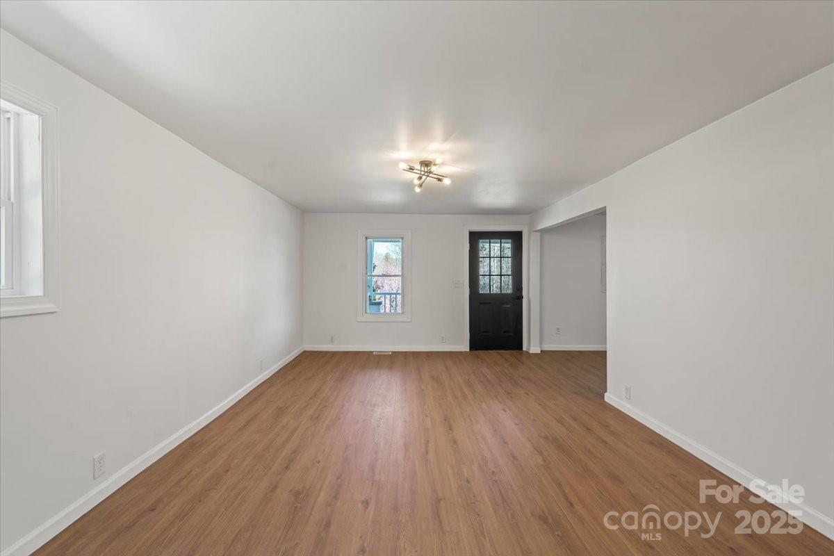 3301 Sheely Road Lenoir, NC 28645 - Photo 8 of 31 Gallery Image 8