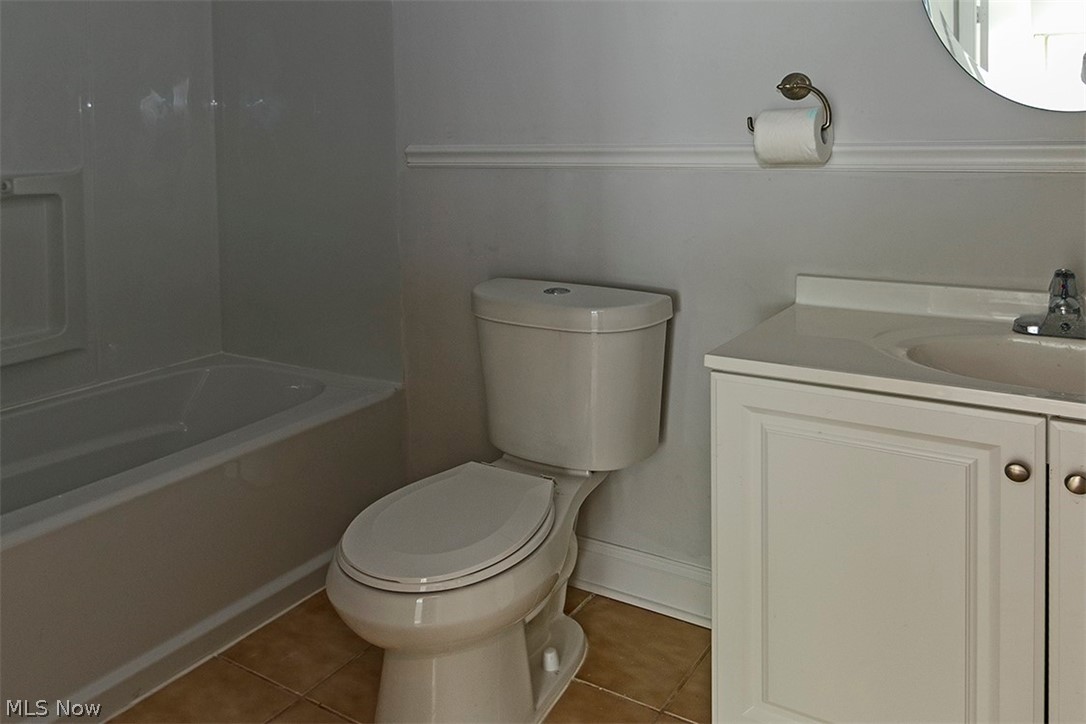 6640 Pearl Road, Unit 504 Cleveland, OH 44130 - Photo 7 of 8