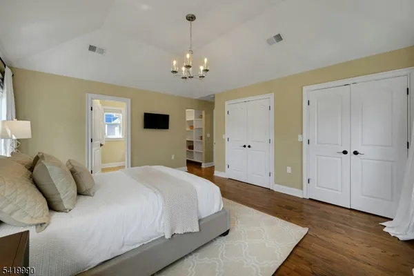 $1,745,000 | 20 North Summit Avenue, Chatham, NJ 07928