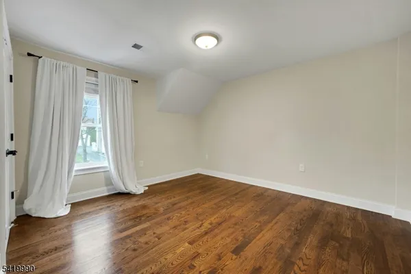 $1,745,000 | 20 North Summit Avenue, Chatham, NJ 07928