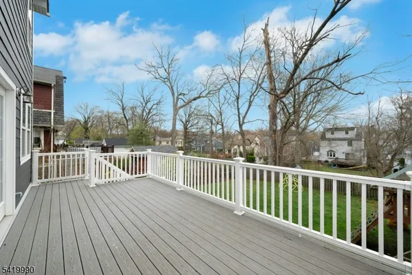 $1,745,000 | 20 North Summit Avenue, Chatham, NJ 07928