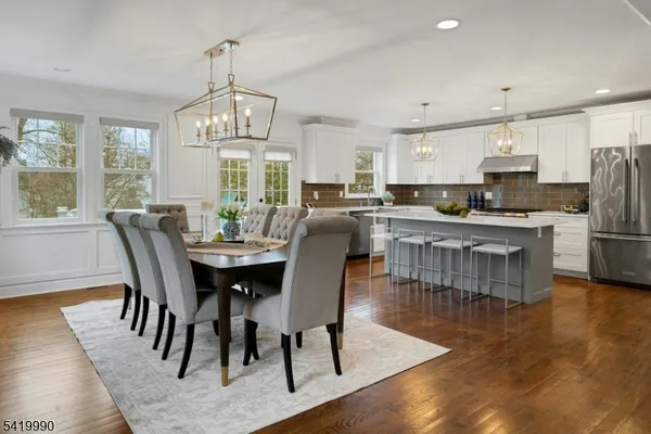 $1,745,000 | 20 North Summit Avenue, Chatham, NJ 07928