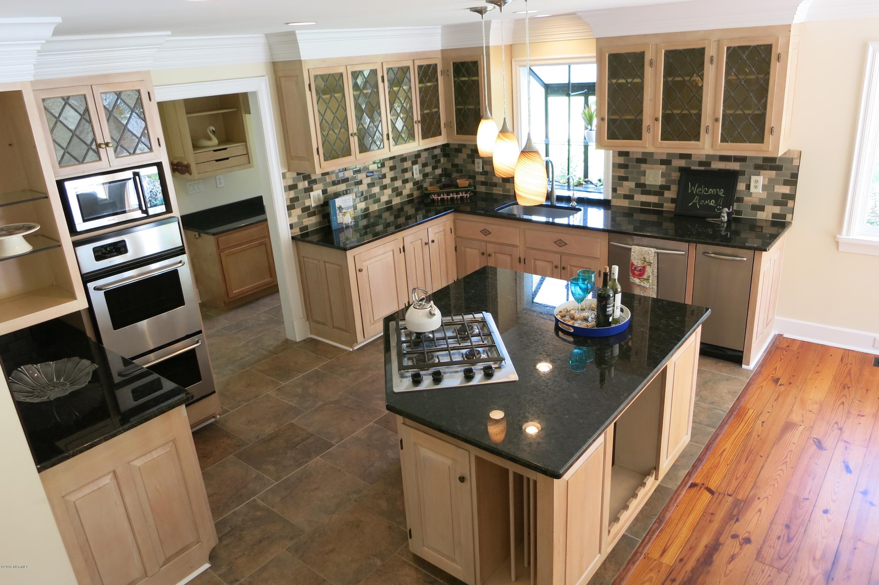 4226 Masonboro Loop Road Wilmington, NC 28409 - Photo 4 of 38 IMG_1480