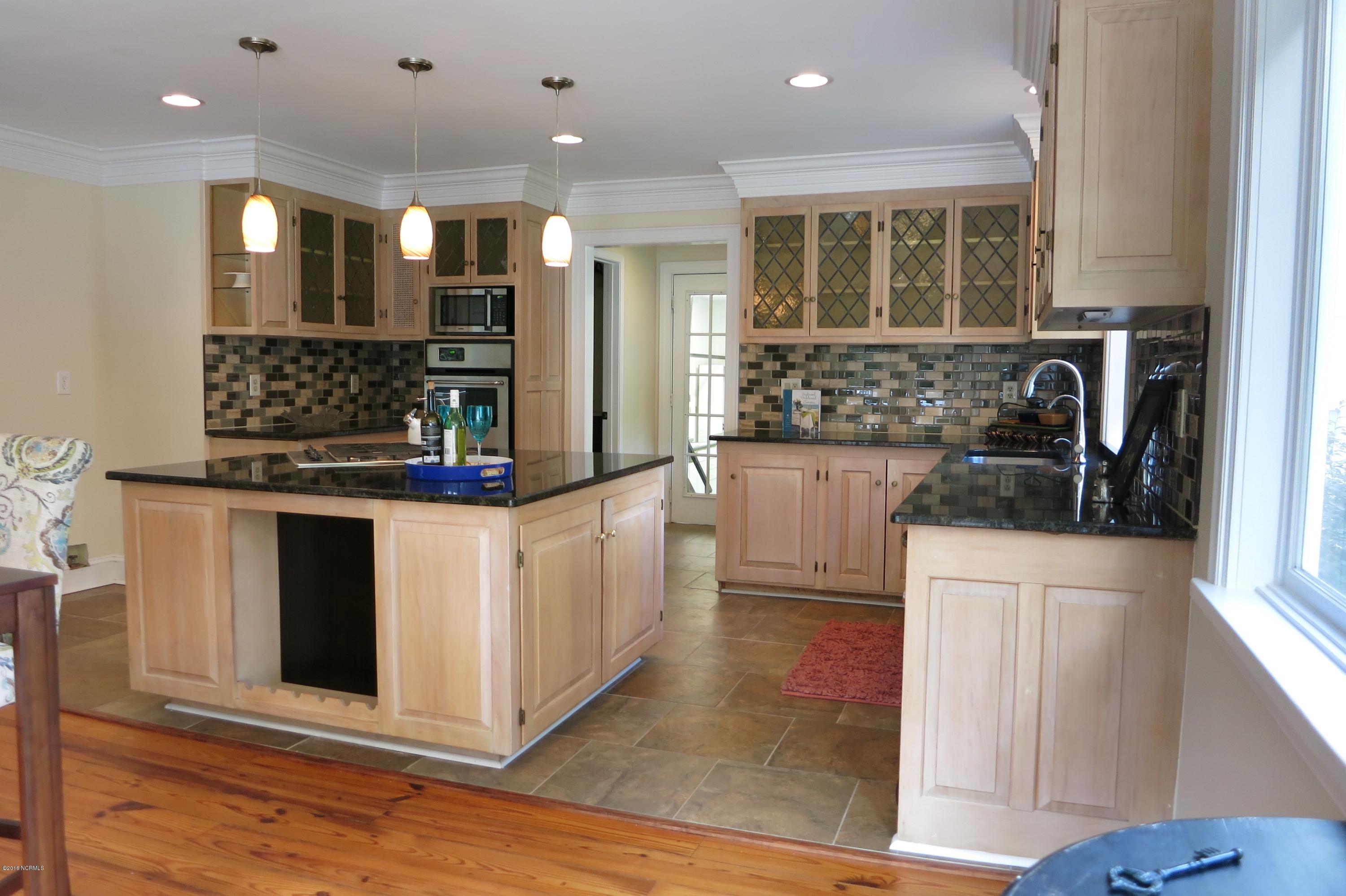 4226 Masonboro Loop Road Wilmington, NC 28409 - Photo 6 of 38 IMG_1477