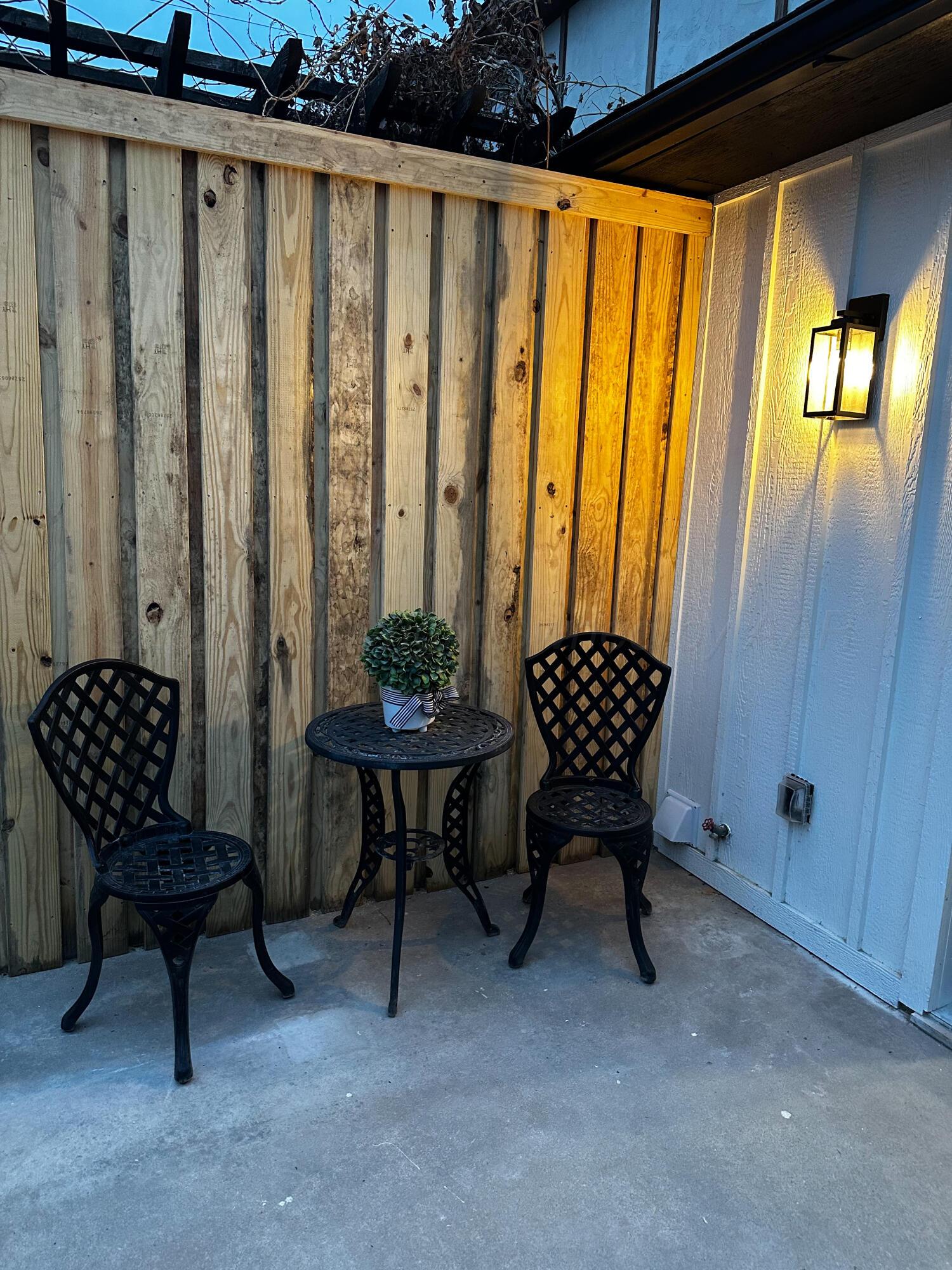 7015 Hurst Street Amarillo, TX 79109 - Photo 25 of 25 Twilight Back Porch 2