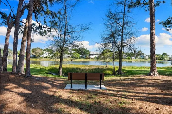 $1,775 | 1808 Kings Lake Boulevard, Unit 203, Naples, FL 34112