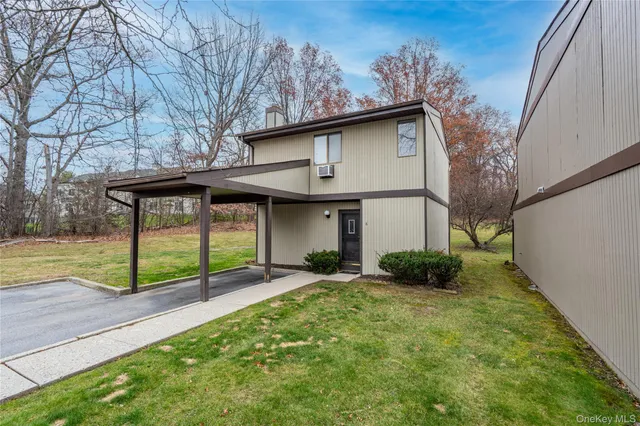 $324,999 | 6 Eaton Court, Middletown, NY 10940