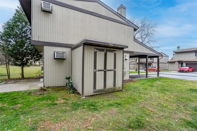 $324,999 | 6 Eaton Court, Middletown, NY 10940