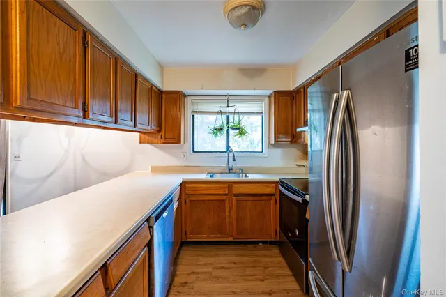 $324,999 | 6 Eaton Court, Middletown, NY 10940