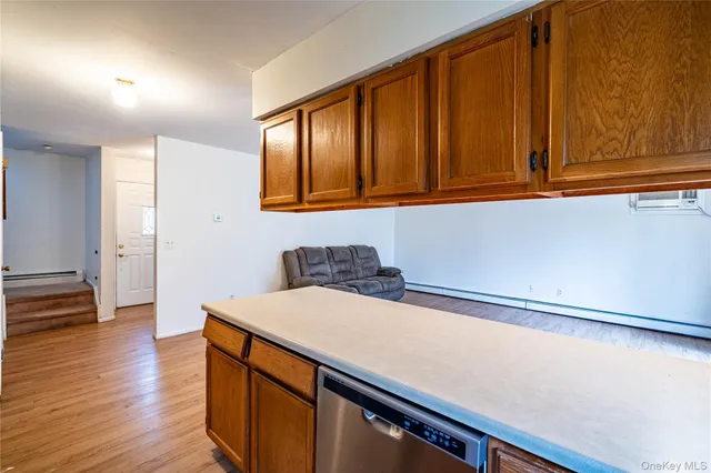 $324,999 | 6 Eaton Court, Middletown, NY 10940