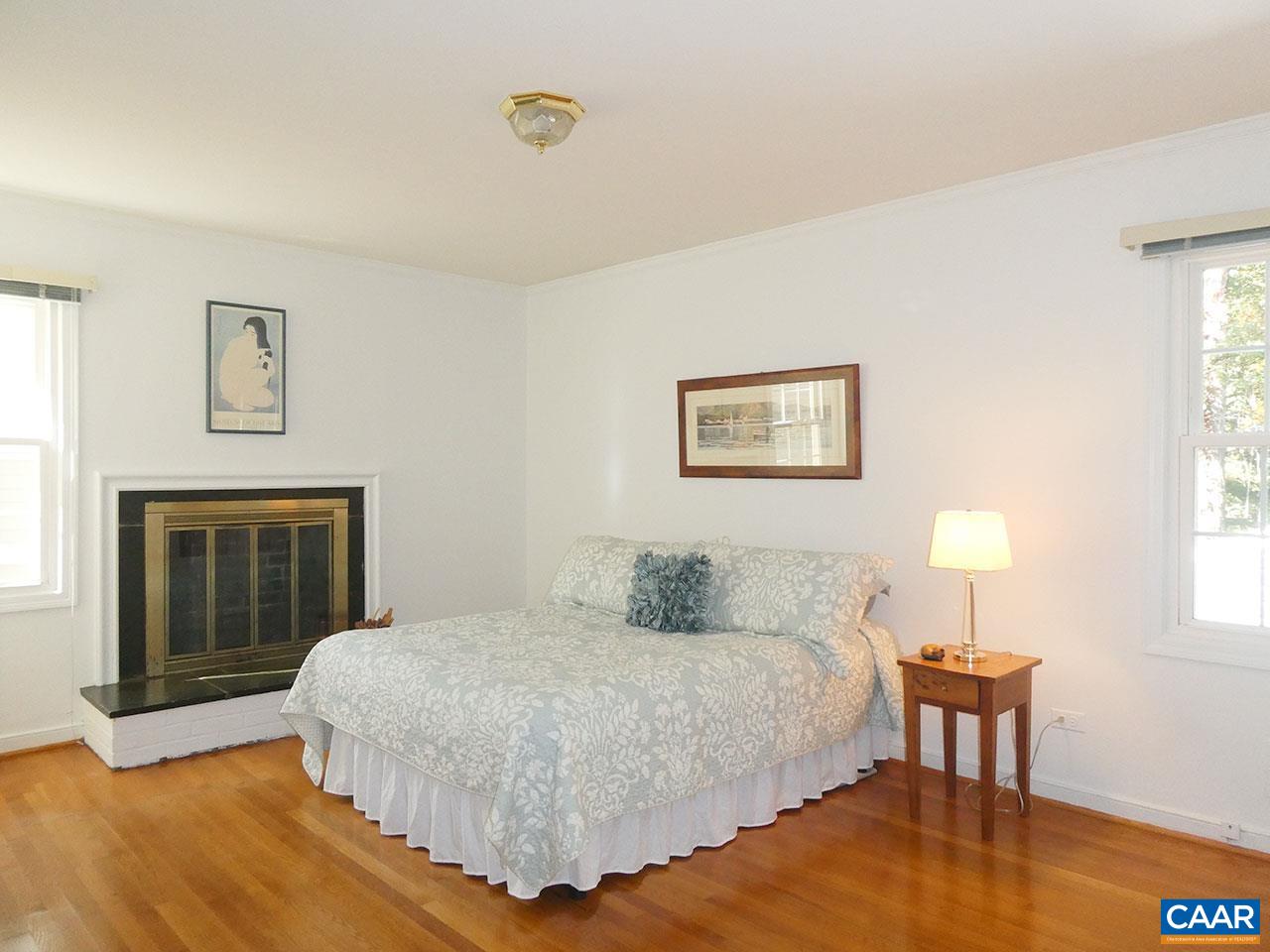 107 Elkhorn Road Charlottesville, VA 22903 - Photo 16 of 45 Primary bedroom