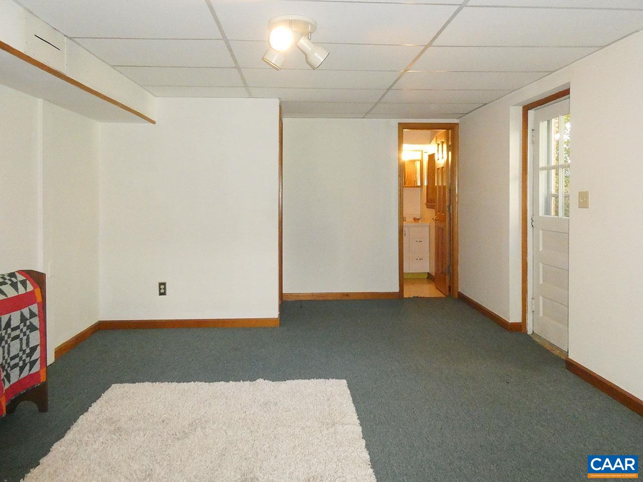 107 Elkhorn Road Charlottesville, VA 22903 - Photo 30 of 45 Outside Entry