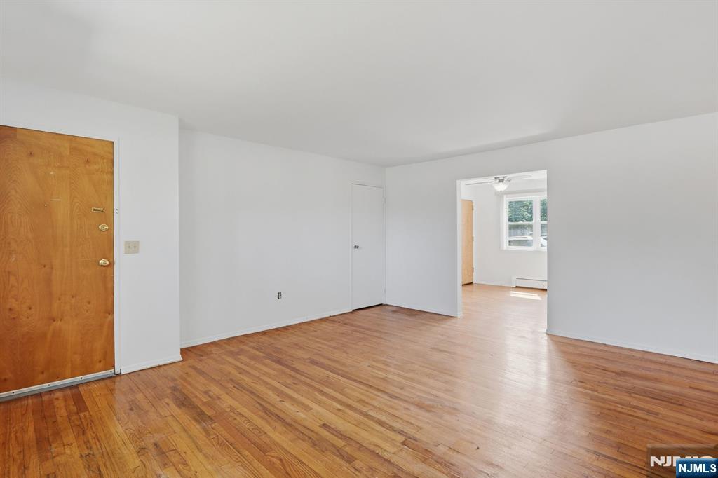 1121 Valley Road, Unit A Wayne, NJ 07470 - Photo 9 of 15