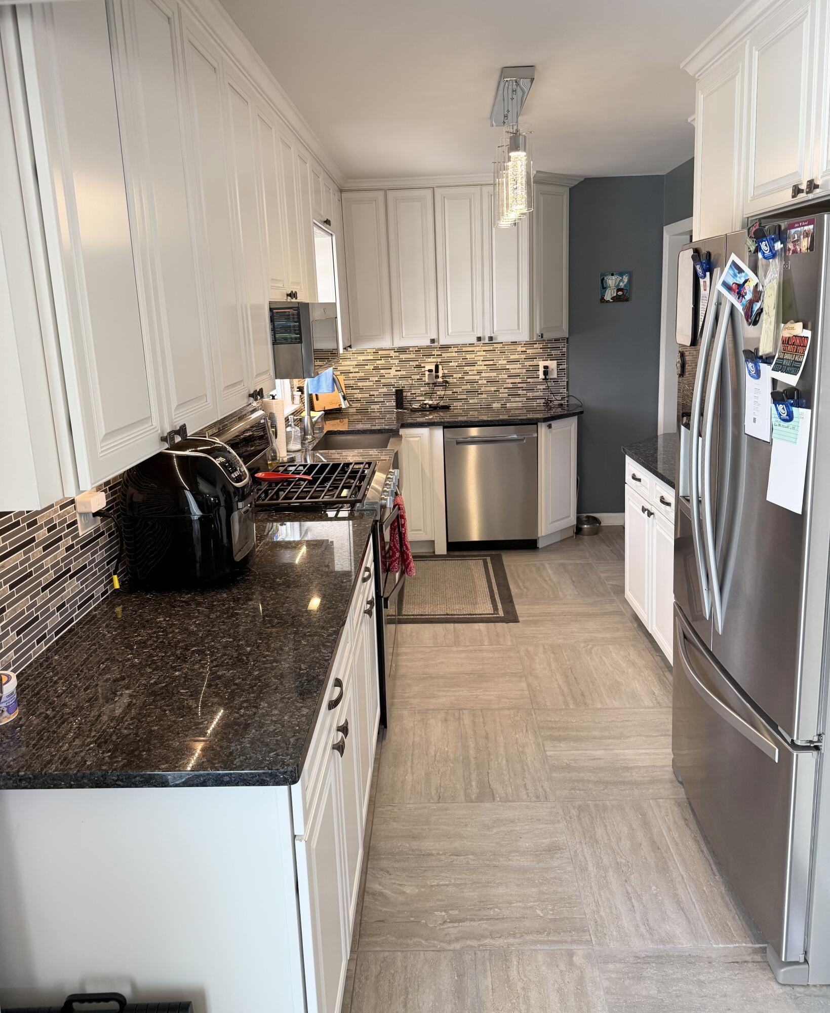 1826 26th Street Kenosha, WI 53140 - Photo 5 of 47 Kitchen