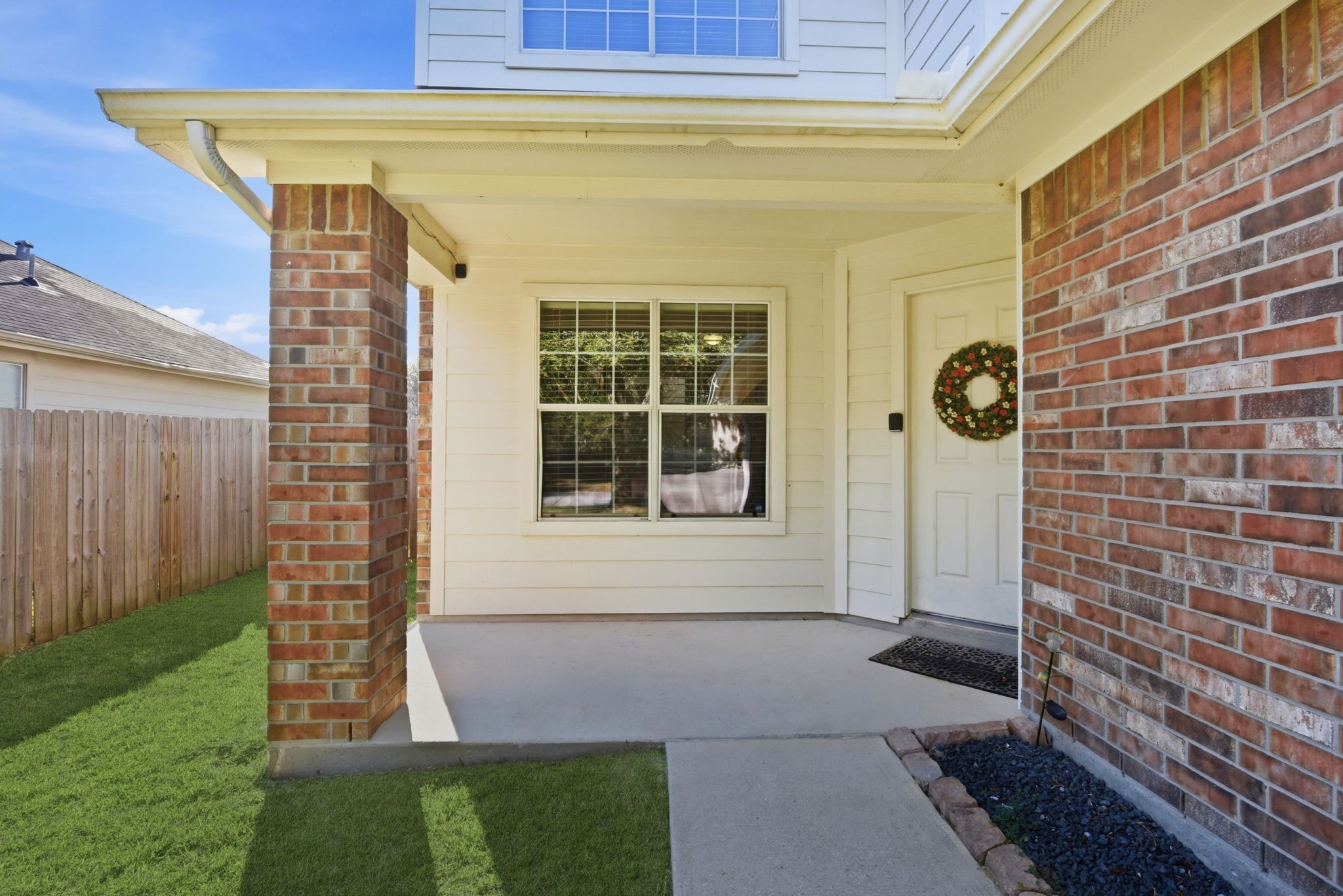 9519 Maple Green Lane Houston, TX 77044 - Photo 3 of 50 a view of entrance