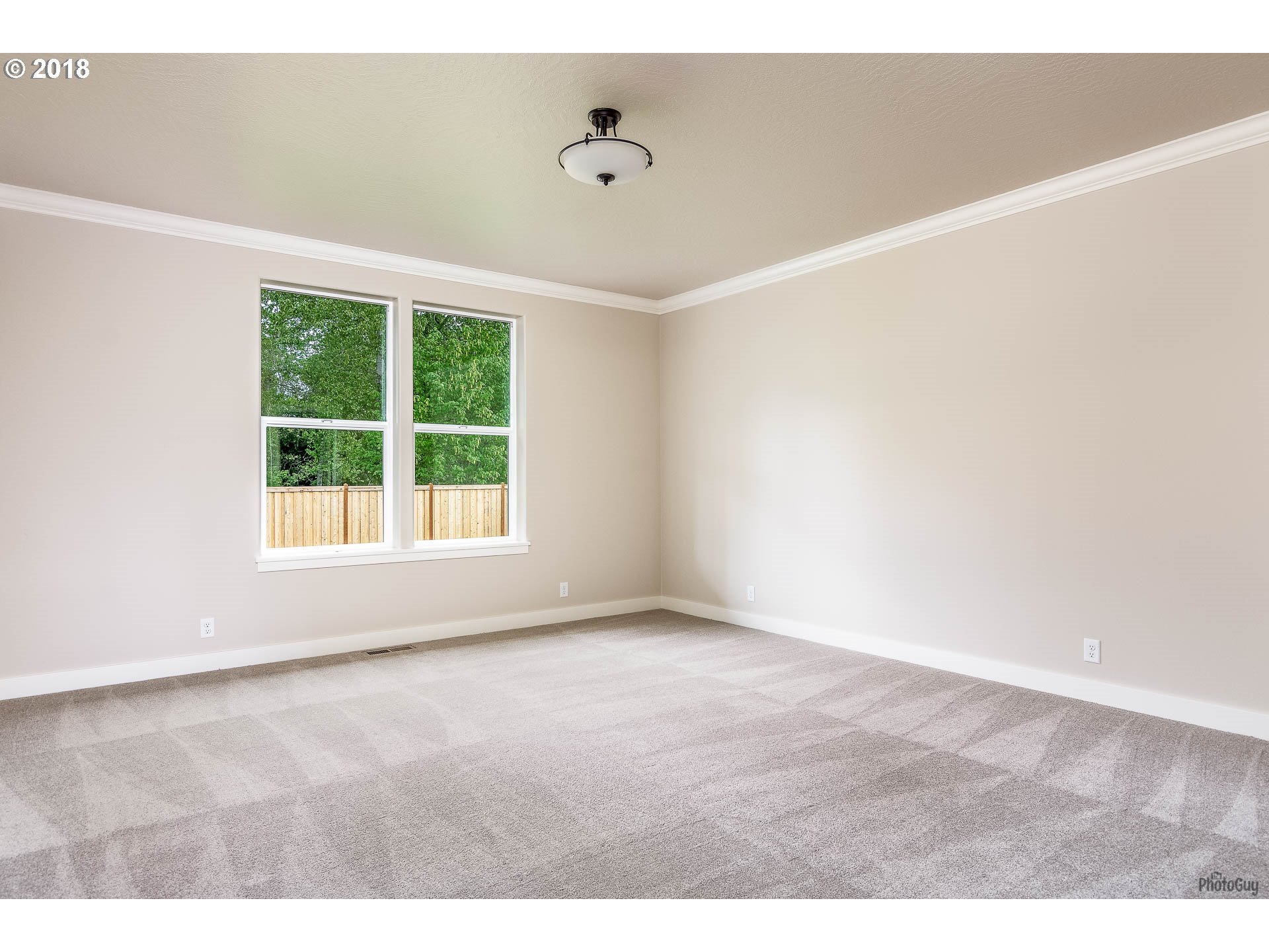 1090 South 46th Street Springfield, OR 97478 - Photo 18 of 30