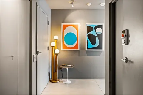 $724,900 | 510 West Erie Street, Unit 1801, Chicago, IL 60654