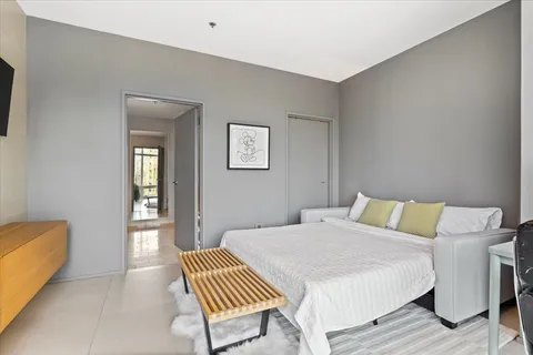 $724,900 | 510 West Erie Street, Unit 1801, Chicago, IL 60654