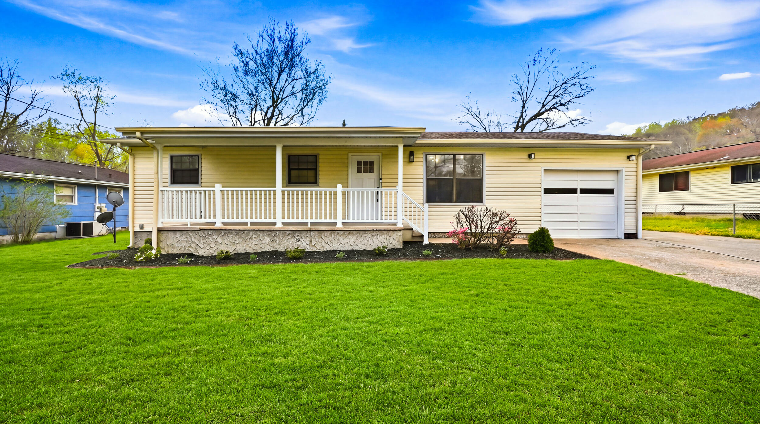 304 Browntown Road Chattanooga, TN 37415 - Photo 1 of 30 4_304 browntown rd-4