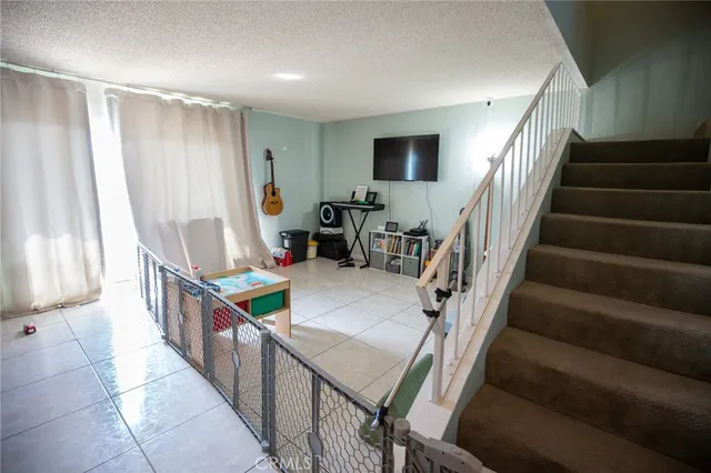 a view of entryway and hall