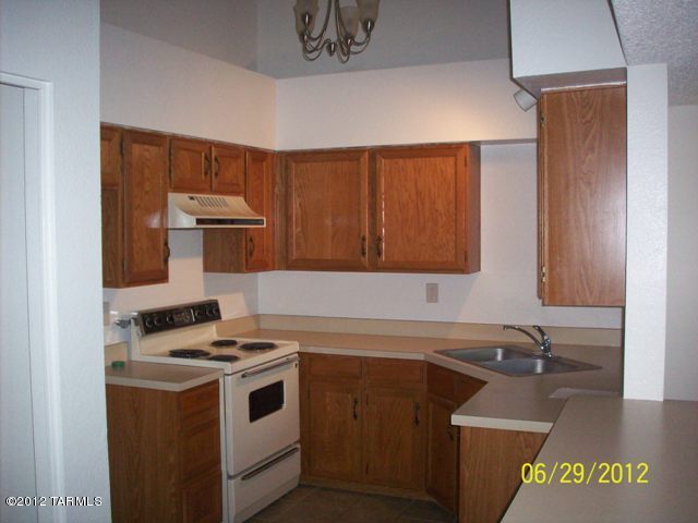 2188 North Pantano Road, Unit 241 Tucson, AZ 85715 - Photo 8 of 15