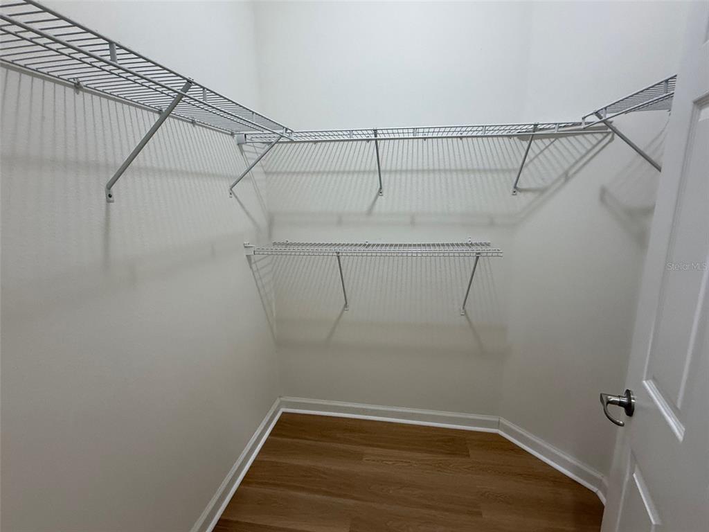 1766 Portofino Meadows Boulevard Orlando, FL 32824 - Photo 11 of 20 a view of a small room