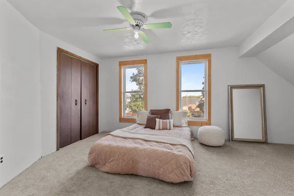 $264,900 | 514 East Beacon Avenue, New London, WI 54961