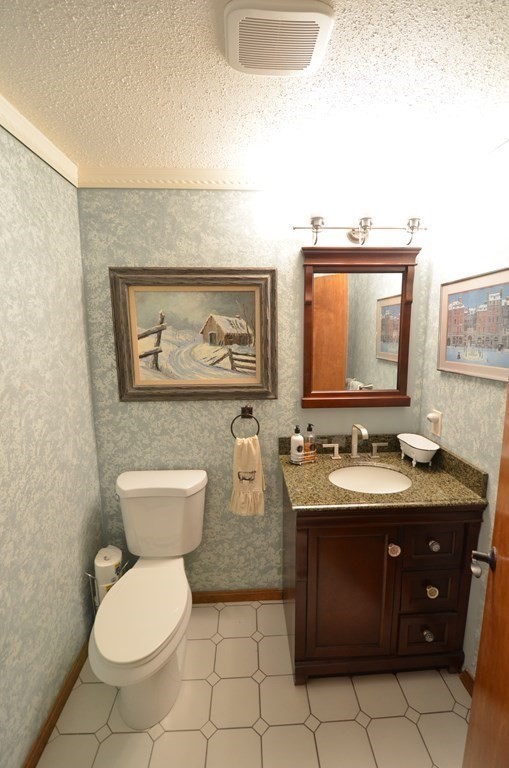 6 Spruce Pond Road, Unit 6 Franklin, MA 02038 - Photo 15 of 35 Gallery Image 15