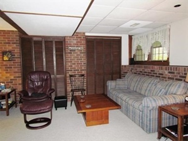 6 Spruce Pond Road, Unit 6 Franklin, MA 02038 - Photo 27 of 35 Gallery Image 27
