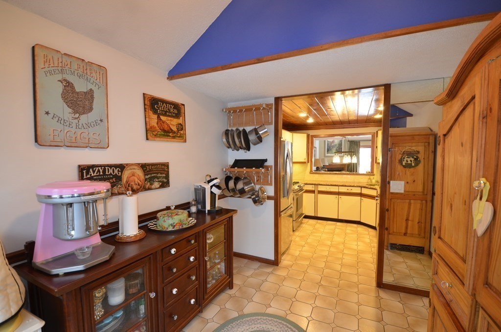 6 Spruce Pond Road, Unit 6 Franklin, MA 02038 - Photo 5 of 35 Gallery Image 5