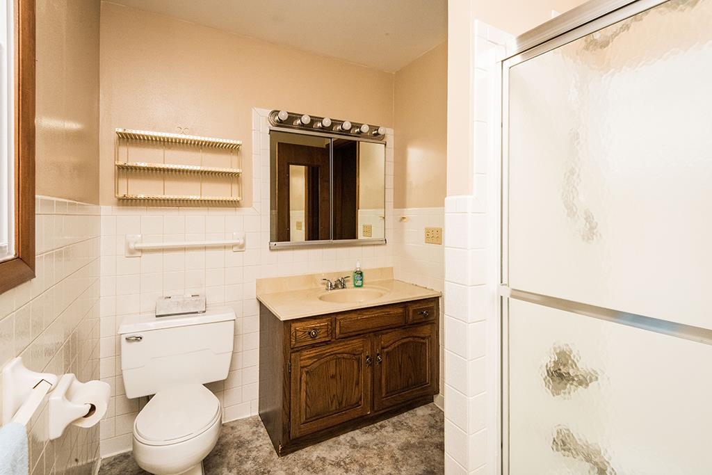 3250 East Wilson Road Oaktown, IN 47561 - Photo 18 of 32 Gallery Image 18