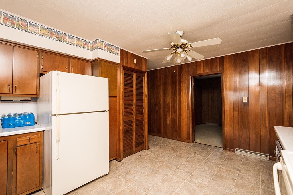 3250 East Wilson Road Oaktown, IN 47561 - Photo 6 of 32 Gallery Image 6